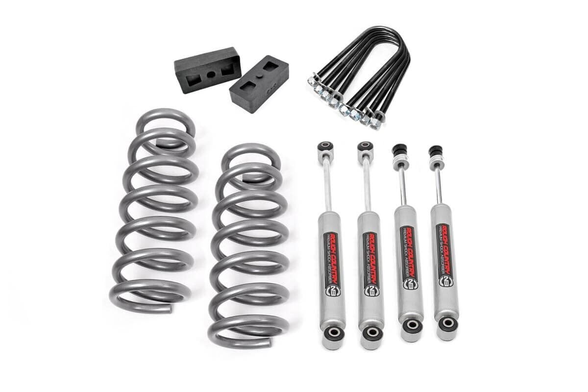 Dodge Ram 1500 Suspension Lift Kit - Rough Country - 3-Inch - '02-'05